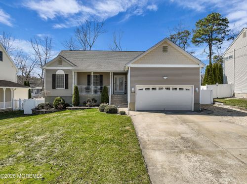 108 Bark Rd, Manahawkin, NJ, 08050-1304 | Card Image