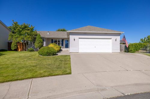 7511 N Magnolia Ct, Spokane, WA, 99217-9523 | Card Image