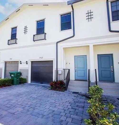 757 Sw 11th St, Florida City, FL, 33034-4890 | Card Image