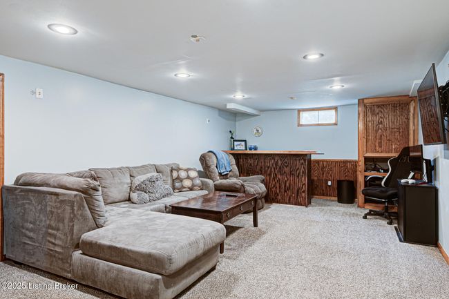 3904 Bayonne Ct, House other with 4 bedrooms, 3 bathrooms and null parking in Jeffersontown KY | Image 29