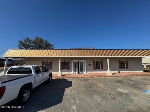 615 Washington St, Williamston, NC, 27892-2645 | Card Image