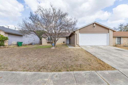 5718 Champions Hill Dr, San Antonio, TX, 78233-4460 | Card Image