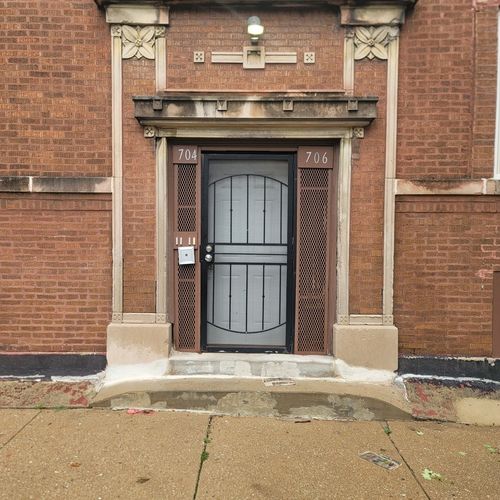 1e-704 E 78th St, CHICAGO, IL, 60619-2904 | Card Image
