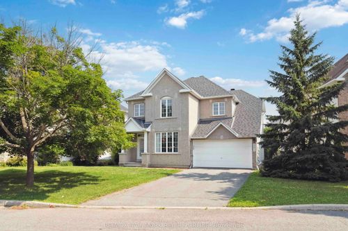551 Chardonnay Dr, Orleans, ON, K4A4G7 | Card Image