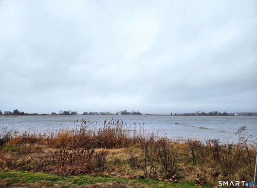 33 Briarwood Dr, Old Saybrook, CT, 06475-2007 | Card Image