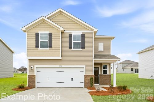 2941 31st Street Ln Ne, Hickory, NC, 28601-9544 | Card Image
