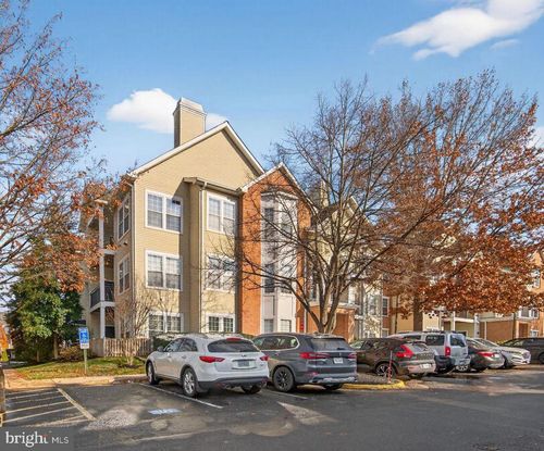 unit-104-4142 Fountainside Ln, FAIRFAX, VA, 22030-7417 | Card Image