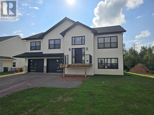 37 Hudson Avenue, Charlottetown, PE, C1E3W1 | Card Image