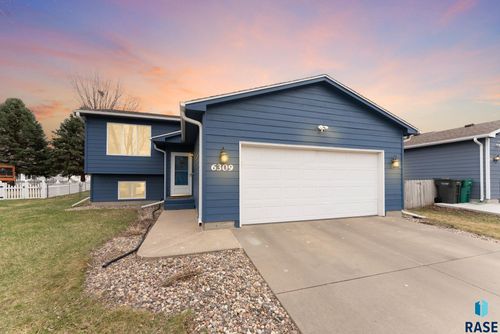 6309 W 66th St Street, Sioux Falls, SD, 57106 | Card Image