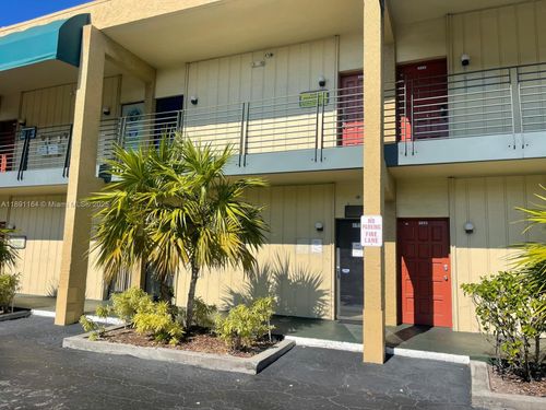 ste-121-2331 N State Road 7, LAUDERDALE LAKES, FL, 33313-3771 | Card Image