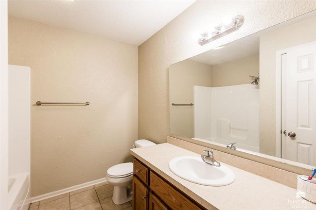 2018 Quail Run, Condo with 3 bedrooms, 3 bathrooms and null parking in Junction City KS | Image 16