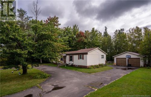 1544 Pleasant Dr, Minto, NB, E4B2V9 | Card Image