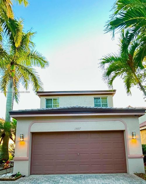 1587 Winterberry Ln, Weston, FL, 33327-2336 | Card Image