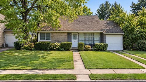 625 Knollwood Drive, Hempstead, NY, 11552 | Card Image
