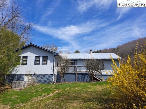 25 Reuben Wooten Rd, Banner Elk, NC, 28604-9547 | Card Image