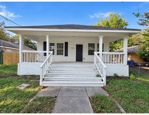 924 N 11th St, Waco, TX, 76707-3616 | Card Image