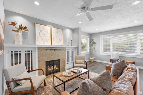 260 W 100 N, Lehi, UT, 84043-1727 | Card Image