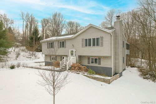 145 Mountain View Dr, Holmes, NY, 12531-5450 | Card Image