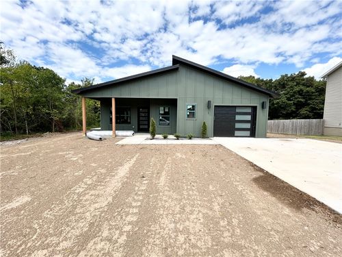 1 Taransay Cir, Bella Vista, AR, 72715-5716 | Card Image