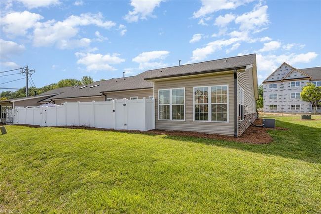 7070 Hanesbrook Cir, House other with 3 bedrooms, 2 bathrooms and null parking in Clemmons NC | Image 27