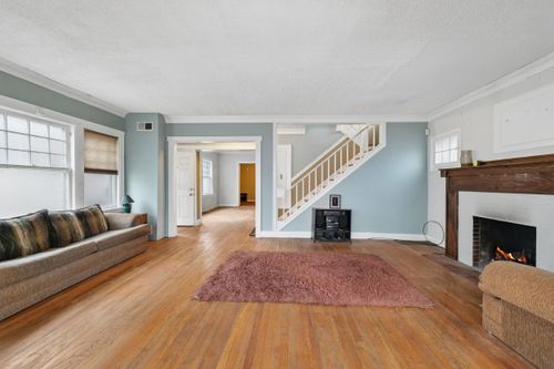 568 Johnson St, Gary, IN, 46402-1717 | Card Image