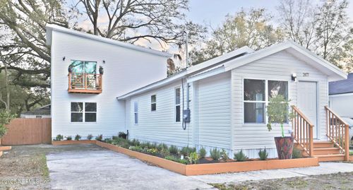 2477 Robert St, JACKSONVILLE, FL, 32209-4556 | Card Image