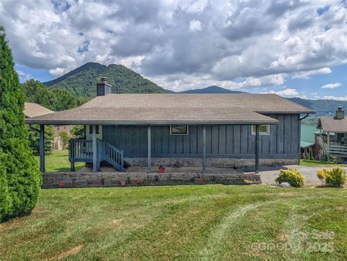 84 Stoney Ridge Loop, Maggie Valley, NC, 28751-8649 | Card Image