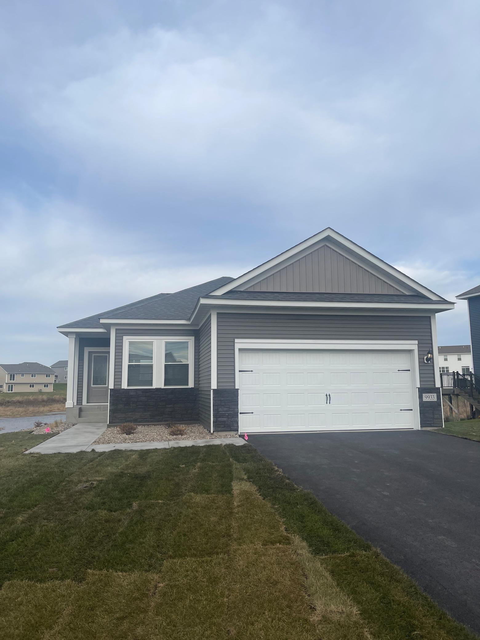Twin Lakes Pkwy, Elk River, MN 55330