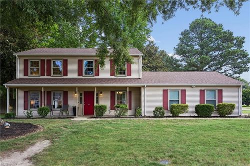 100 Camelot Cres, Yorktown, VA, 23693-3216 | Card Image