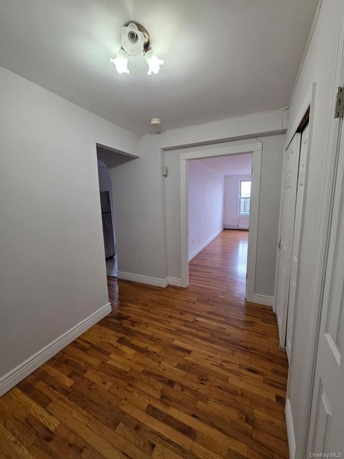 apt-6l-8470 129th St, Kew Gardens, NY, 11415-2801 | Card Image