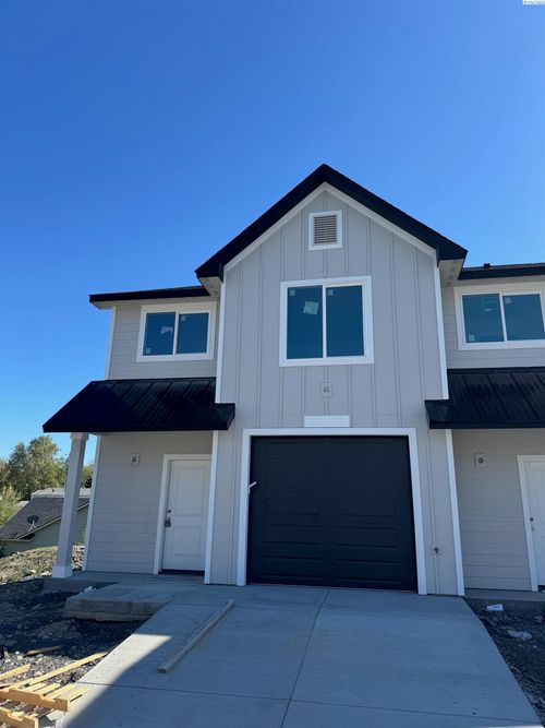 3472 W 6th Ave, Kennewick, WA, 99336 | Card Image