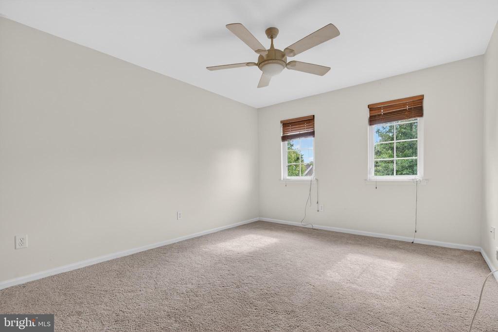 Residential in PENNSAUKEN 3