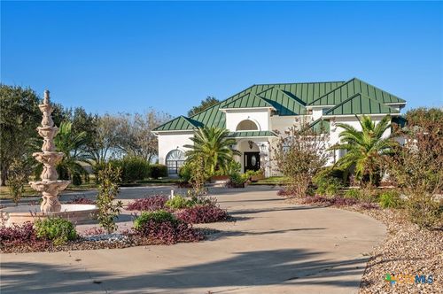 968 Tate Rd, Victoria, TX, 77904-5222 | Card Image