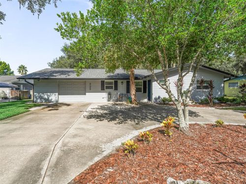 37345 Oak Ln, UMATILLA, FL, 32784-9231 | Card Image