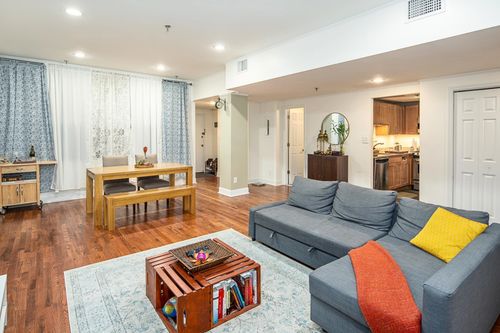 apt-123b-357 Varick St, Jersey City, NJ, 07302-3464 | Card Image