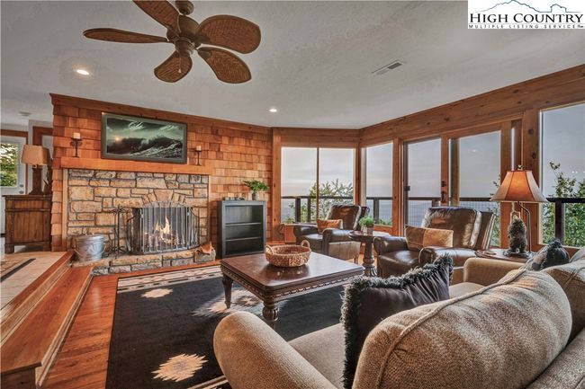 Lower level family room | Image 40