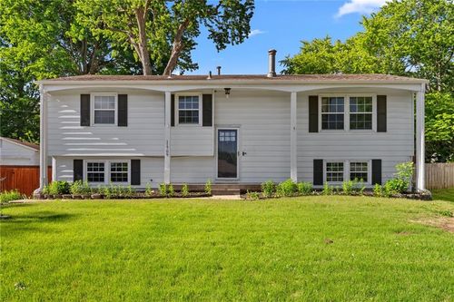 11709 E 77th Ter, Raytown, MO, 64138-2534 | Card Image