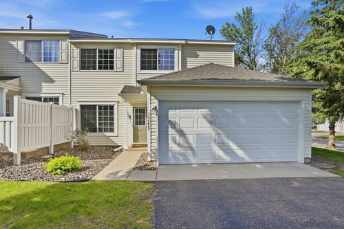 13229 Bush Ln, Eden Prairie, MN, 55347-2195 | Card Image