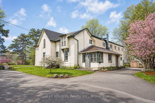 20 Elliott St, Cambridge, ON, N1R2J2 | Card Image