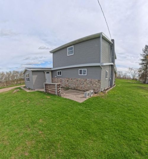 10931 Gillett Town Hall Road Road, GILLETT, WI, 54124 | Card Image