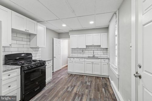 apt-1-326 E Airy St, NORRISTOWN, PA, 19401-5001 | Card Image