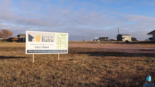 405 Nichole Cv Cove, Baltic, SD, 57003 | Card Image