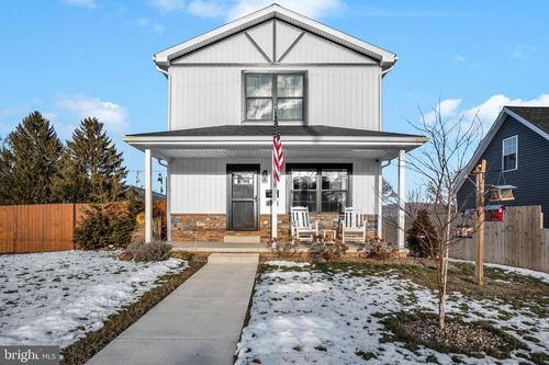 515 Maple Ave, MARYSVILLE, PA, 17053-1612 | Card Image