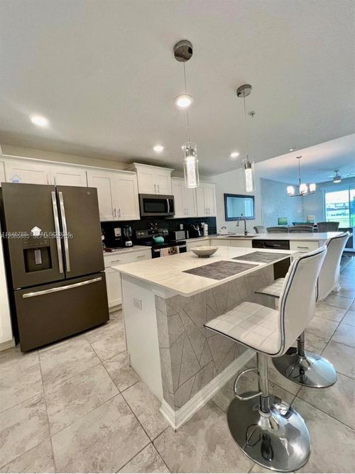 104-3111 Paradox Cir, KISSIMMEE, FL, 34746 | Card Image