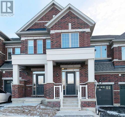 913 Elizabeth Mackenzie Dr, Pickering, ON, L1X0P5 | Card Image