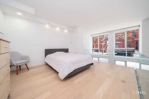 105n-540 W 49th St, New York, NY, 10019-7674 | Card Image