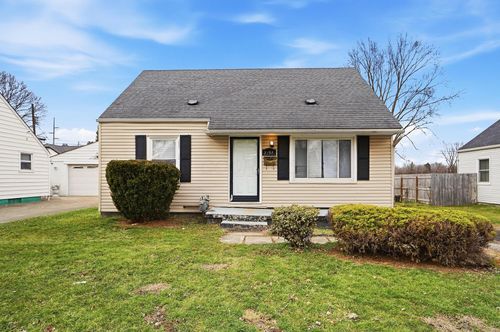 2192 Genessee Ave, Columbus, OH, 43211-1832 | Card Image