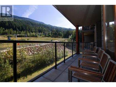 2429 - 2950 Camozzi Rd, Condo with 2 bedrooms, 2 bathrooms and 1 parking in Revelstoke BC | Image 2