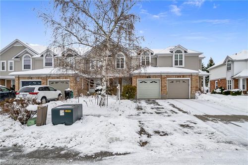 540 Mariner Dr, Waterloo, ON, N2K3Y8 | Card Image
