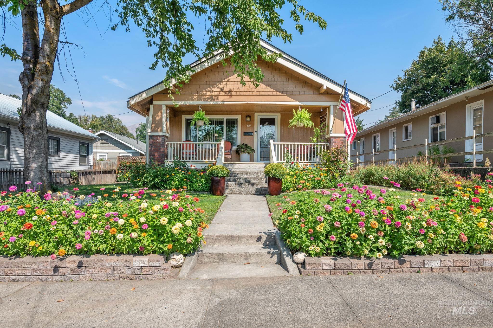 6th Ave, Lewiston, ID 83501